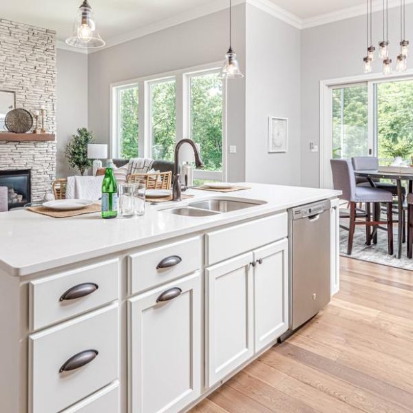 white-gray-classic-handle